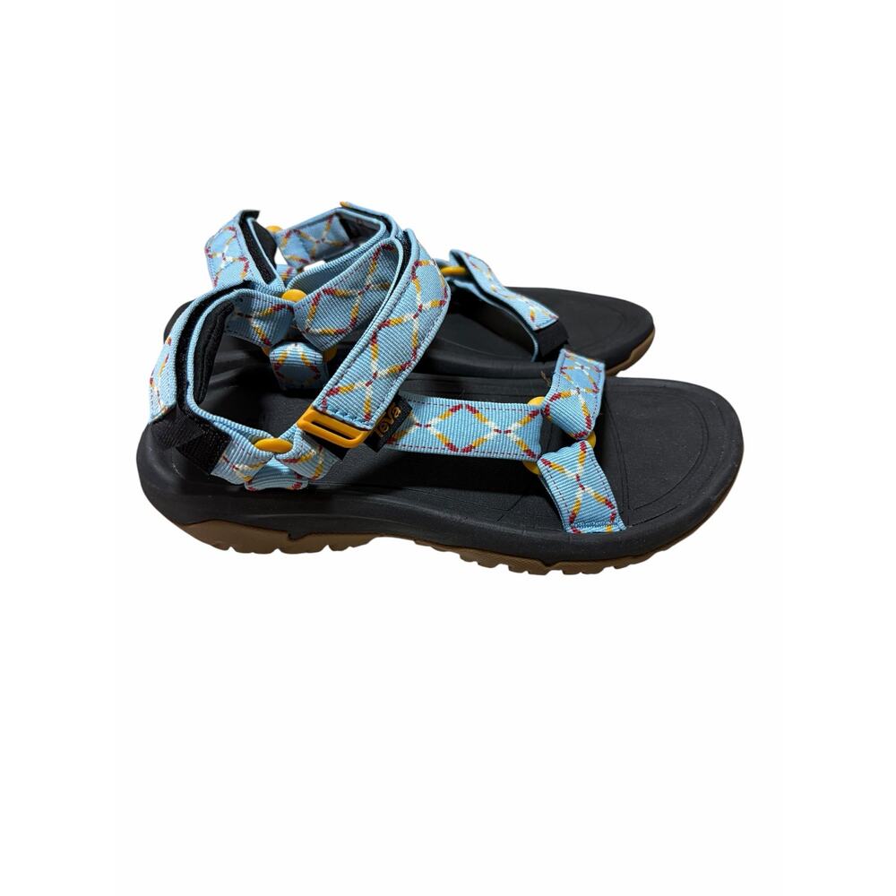 Teva Hurricane XLT2 Women's Color is Diamond/Air/Blue. EUC Size 7 US / 38 EU